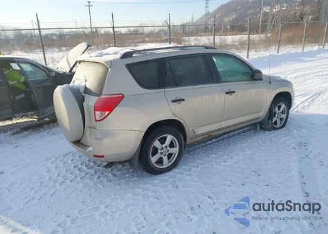 2008 Toyota Rav4 Base V6 z USA, uszkodzony, nr VIN JTMBK33V185050190